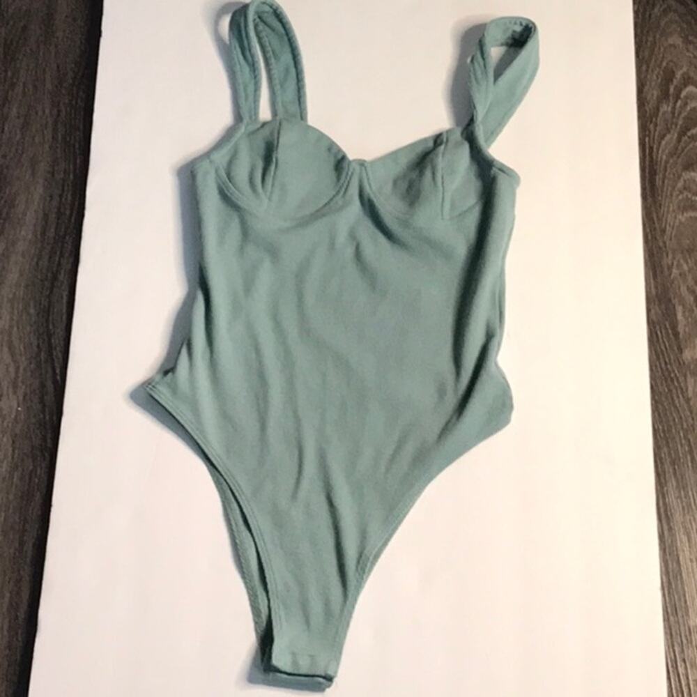 SHEIN Green Ribbed Tank Bodysuit XS Basics Classic Bodycon Casual Classic Pastel